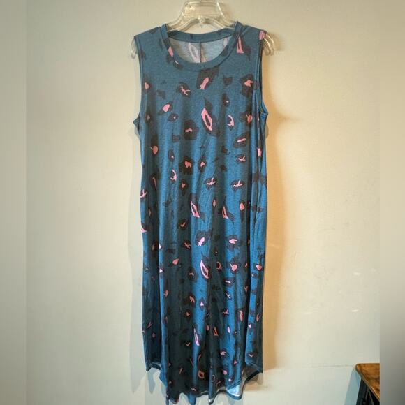 Turquoise and pink leopard print oversized maxi dress size large - Picture 1 of 4